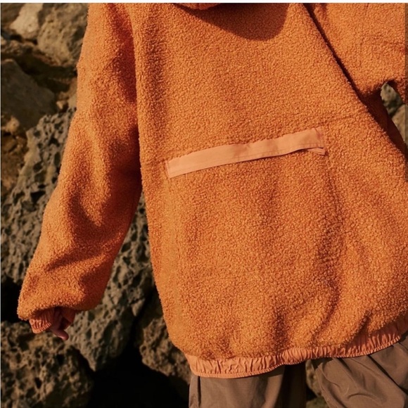 Free People Fuzzy Was She Fleece Pullover NWT Size Small - Picture 3 of 14